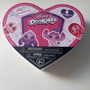 Doorables sealed 4 in pack